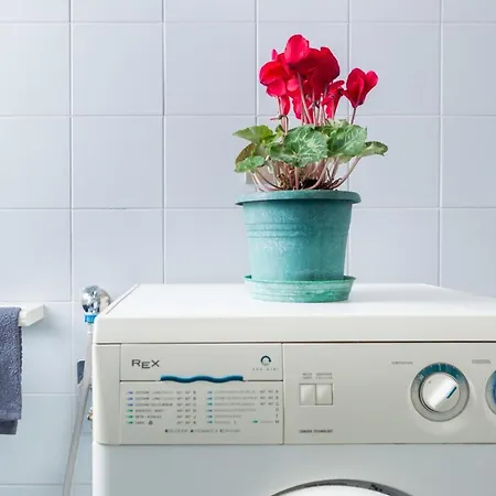A Pochi Passi Dal Centro E Dall'ospedale Di Appartement *